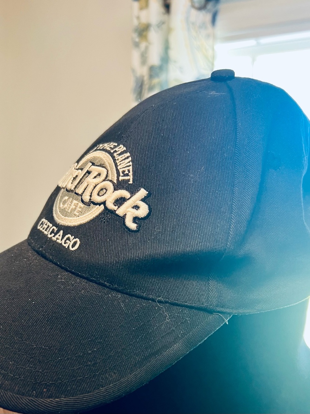Hard Rock Cafe Black Baseball Cap with White Embroidered Logo - Chicago - Picture 5 of 7